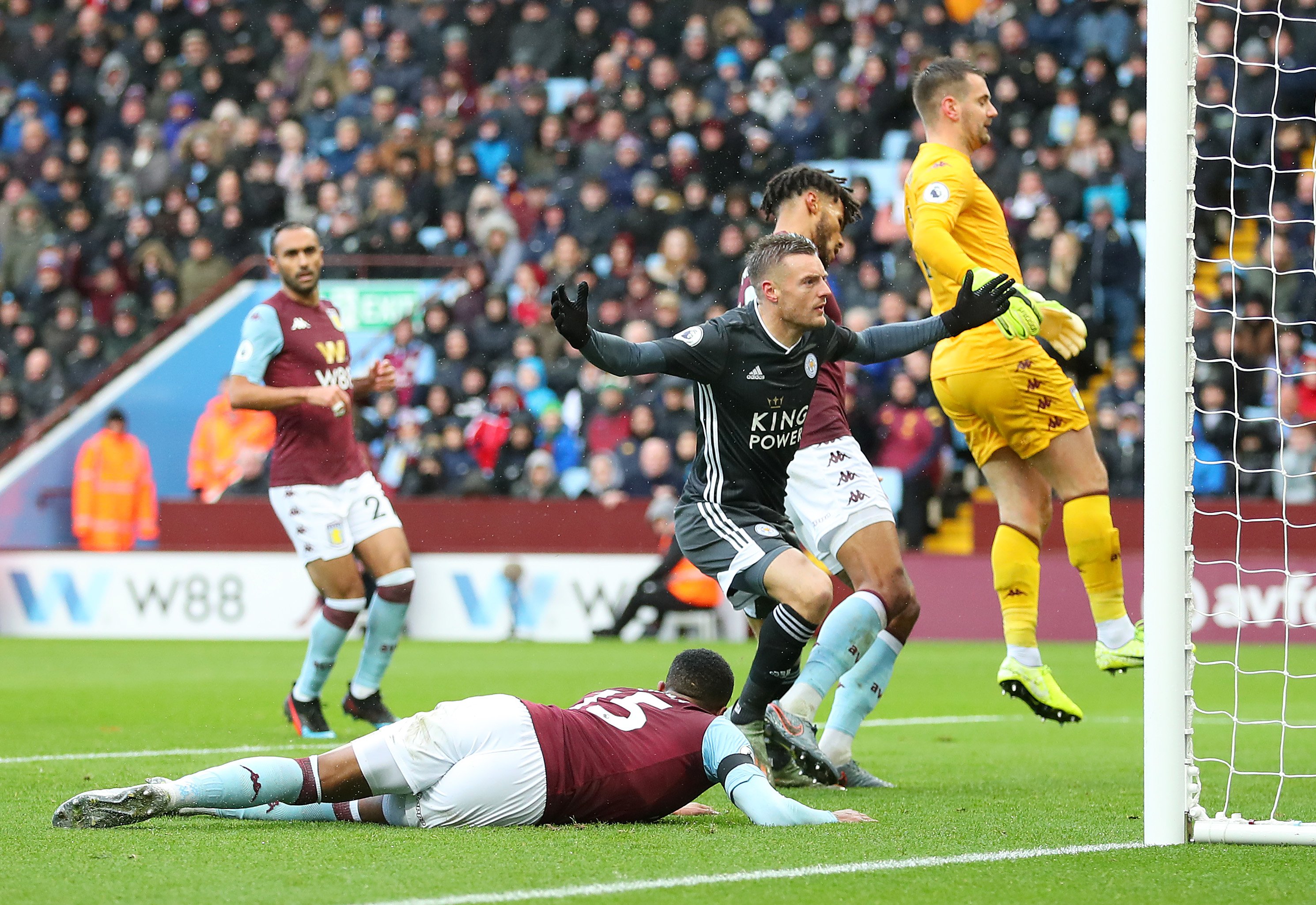 足球是一项 足球是一项