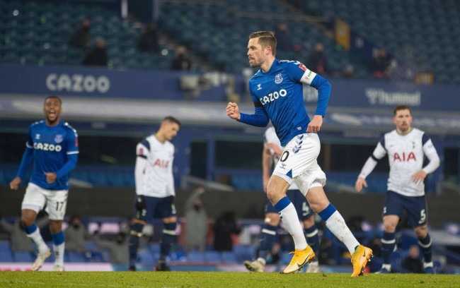 松活动吸引 松活动吸引